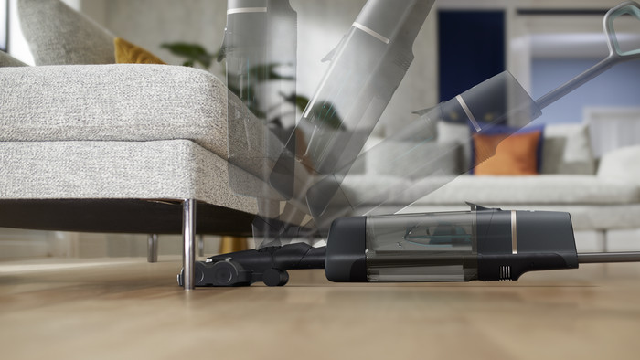 Philips AquaTrio Series 7000 XW7110/01 product in use