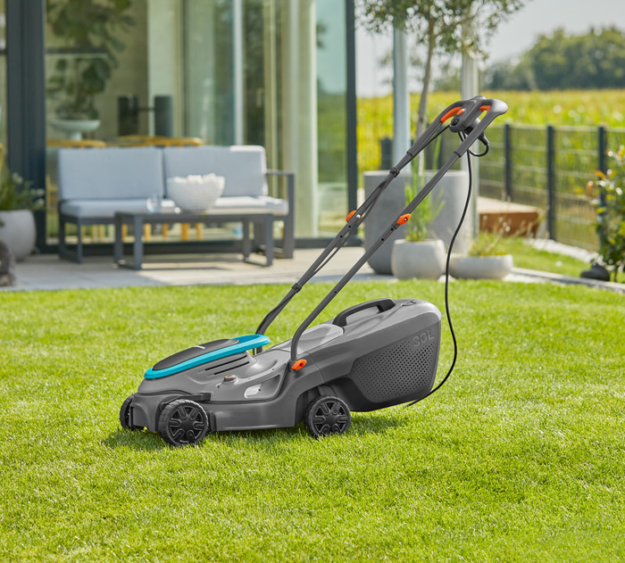 Gardena PowerMax 32/1200 G2 product in use
