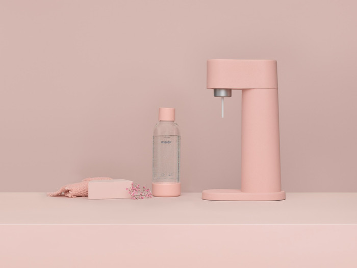 Mysoda Woody Light Pink product in use