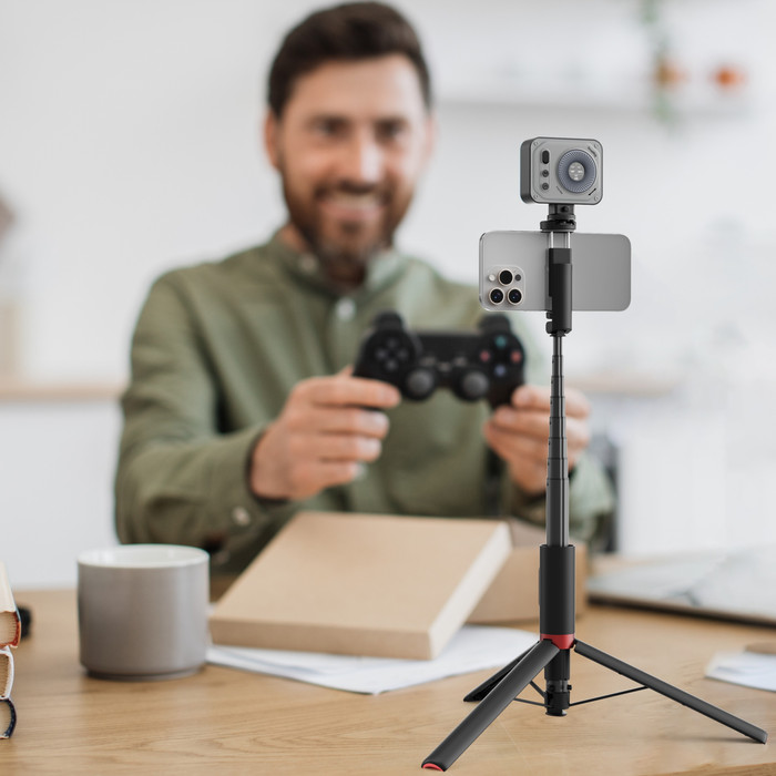 Smallrig ST30 Selfie Stick product in gebruik