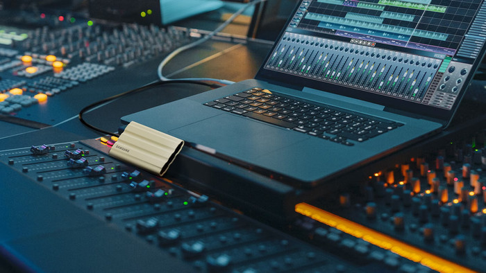 Samsung T7 Shield 4TB Zwart visual leverancier