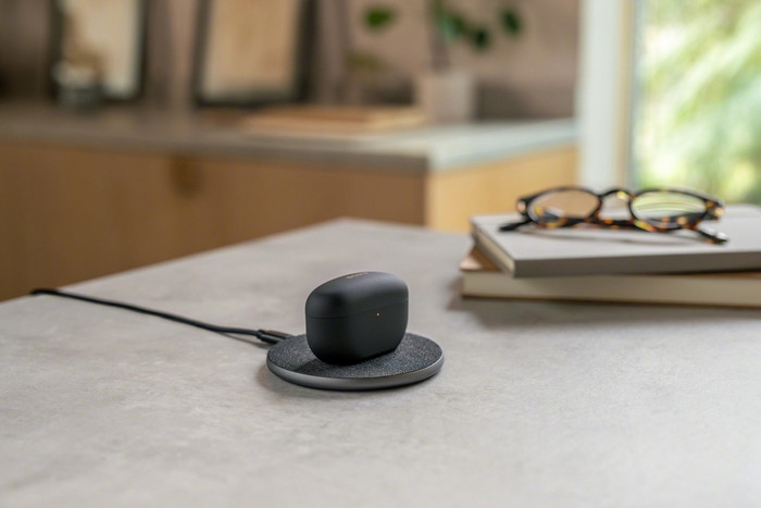 Sony WF-1000XM5 Zwart product in gebruik