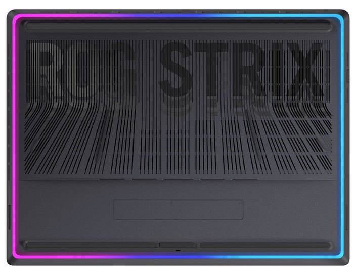 ASUS ROG Strix 18 G815LR-S9320W bottom