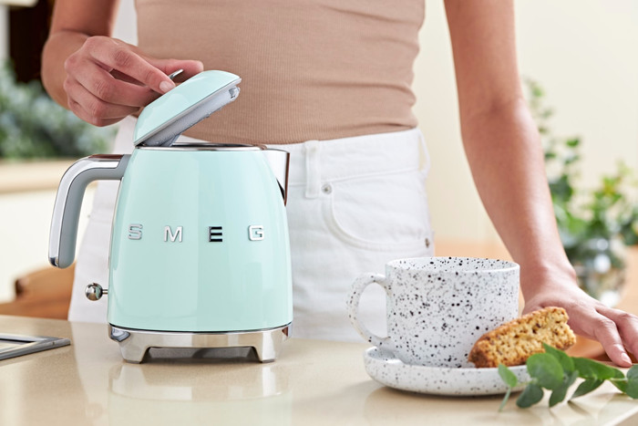 SMEG KLF05PGEU Vert d'eau produit à l'usage