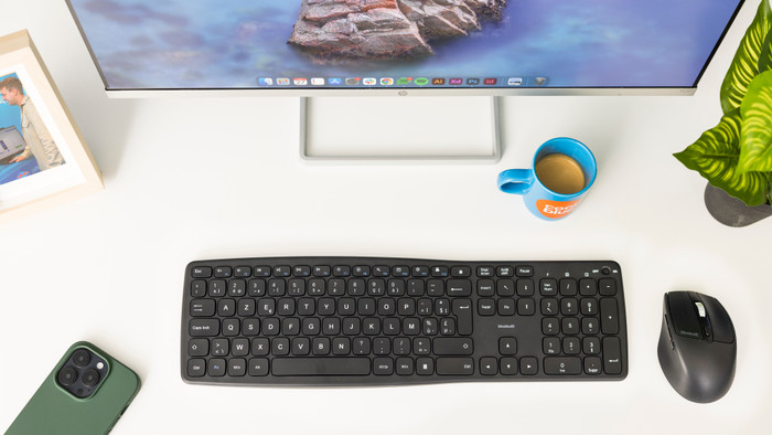 BlueBuilt Sans Fil USB Clavier AZERTY + BlueBuilt Nexum Souris Sans Fil produit à l'usage