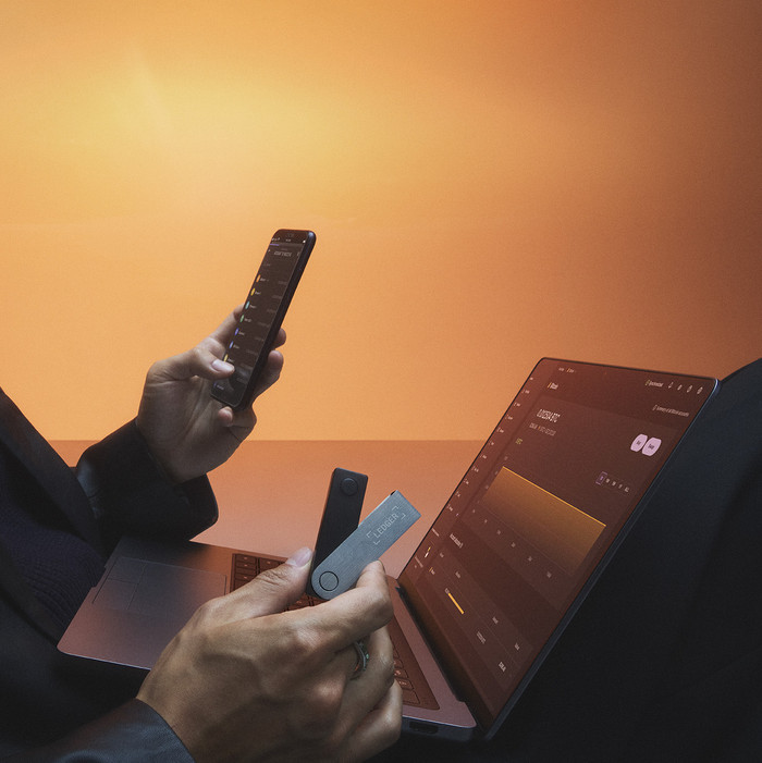 Ledger Nano X Mauve Améthyste produit à l'usage