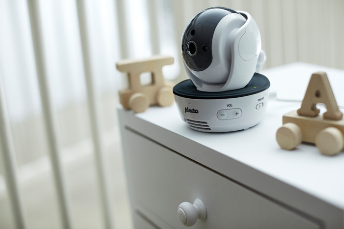 Alecto DVM200C Expansion Camera product in use