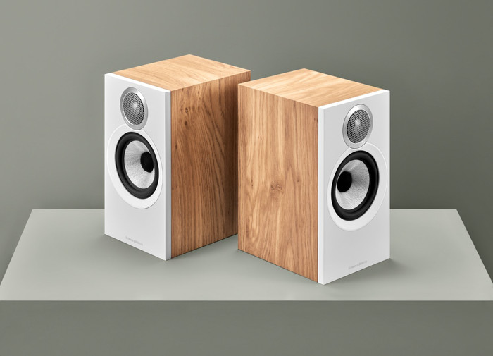 Bowers & Wilkins 607 S3 Brun (par deux) null