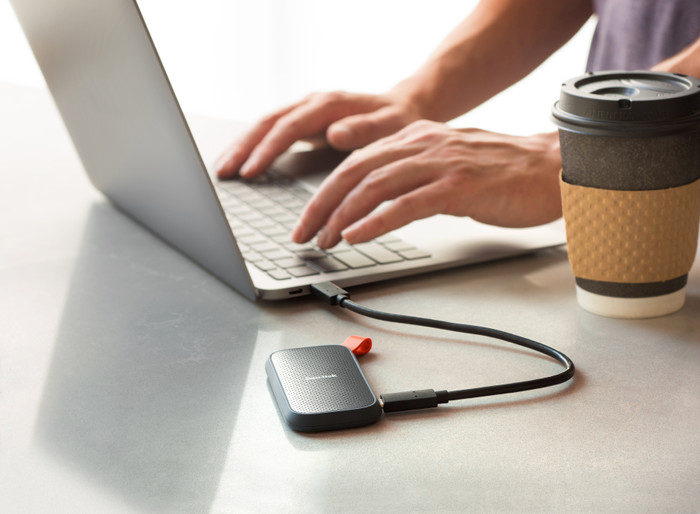 SanDisk Portable SSD 2TB (2023) product in use