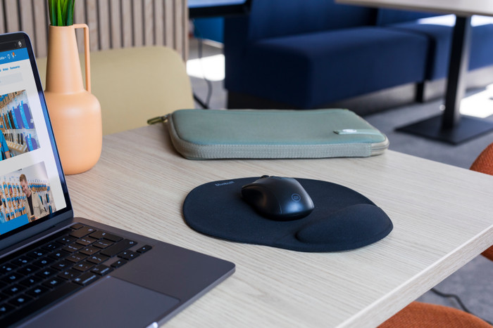 BlueBuilt Sans Fil USB Clavier AZERTY + BlueBuilt Nexum Souris Sans Fil produit à l'usage