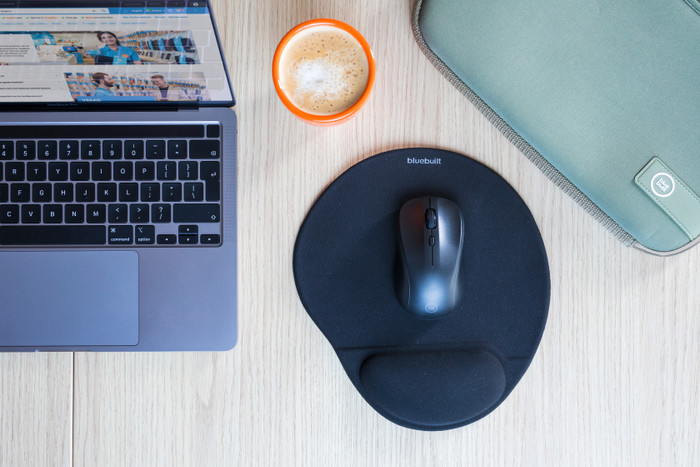 BlueBuilt Sans Fil USB Clavier AZERTY + BlueBuilt Nexum Souris Sans Fil produit à l'usage