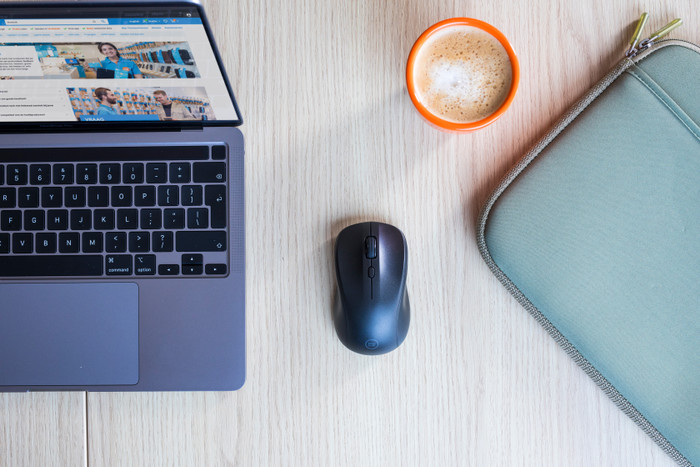 BlueBuilt Sans Fil USB Clavier AZERTY + BlueBuilt Nexum Souris Sans Fil produit à l'usage