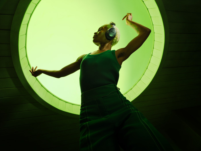 Bose QuietComfort Ultra Headphones Zwart product in gebruik