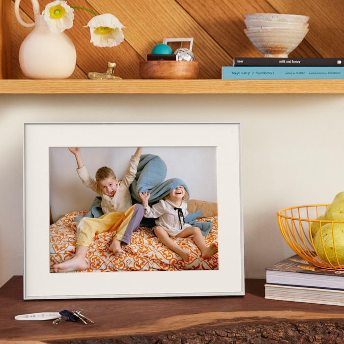 Aura Frames Walden Blanc produit à l'usage