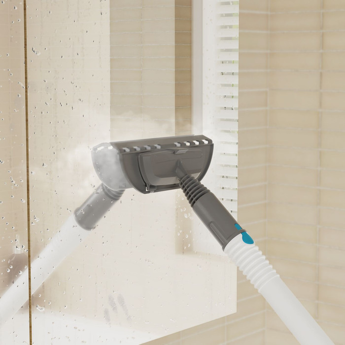 BLACK+DECKER 2300W Steam Ultra 14 Accessories product in use