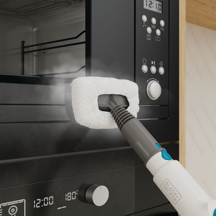 BLACK+DECKER 2300W Steam Ultra 14 Accessories product in use