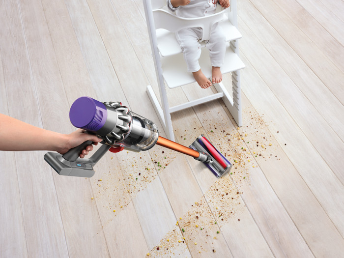 Dyson Cyclone V10 Absolute product in use