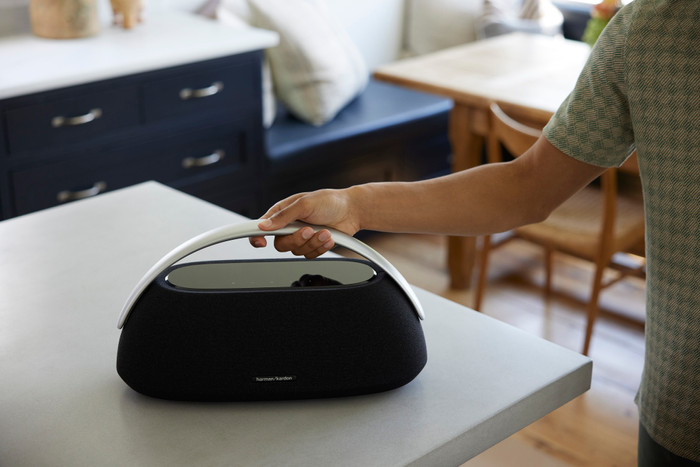 Harman Kardon Go&Play 3 Zwart product in gebruik