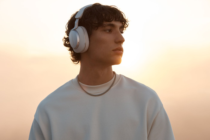 Bowers & Wilkins Px7 S2e Grijs + BlueBuilt Power Delivery Oplader met Usb C Poort 20W Wit null