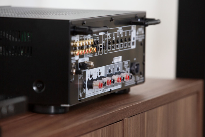 Denon DRA-900H Black product in use