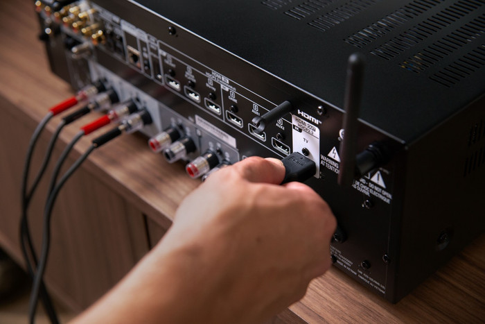Denon DRA-900H Black product in use