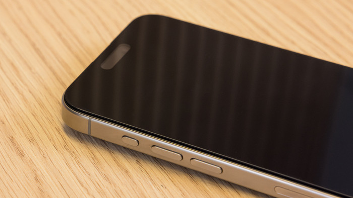 BlueBuilt Apple iPhone 15 Privacy Filter Screenprotector Glas visual Coolblue 3