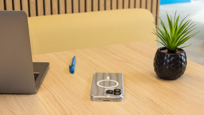 BlueBuilt Protective Back Cover met MagSafe iPhone 15 Pro Max Transparant visual Coolblue 1