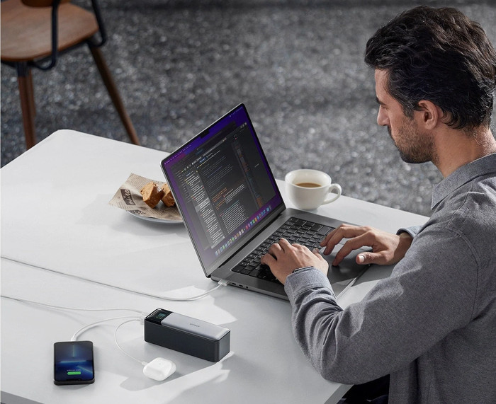 Anker PowerCore Power Bank 24,000mAh with Fast Charging Black visual supplier