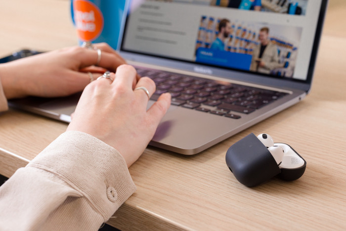 BlueBuilt Apple AirPods 3 Case Black product in use
