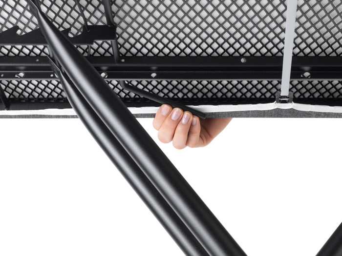 Brabantia Strijkplank C 124 x 45 cm Spring Bubbles product in gebruik