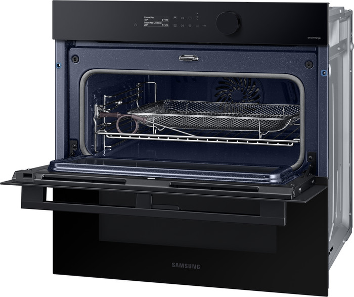 Samsung NV7B5755SAK/U1 Dual Cook Flex detail