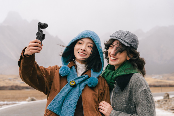 Insta360 Luna Ultra Noir produit à l'usage