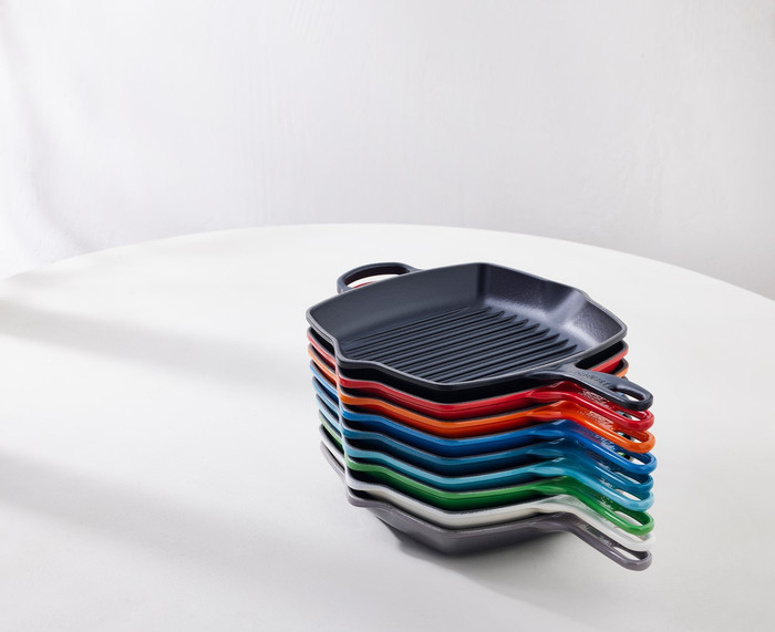 Le Creuset Skillet Vierkante Grillpan 26 cm Zwart product in gebruik