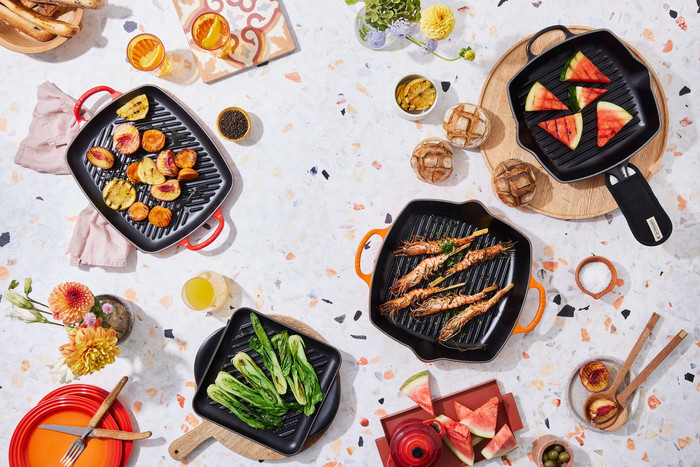 Le Creuset Skillet Vierkante Grillpan 26 cm Zwart product in gebruik