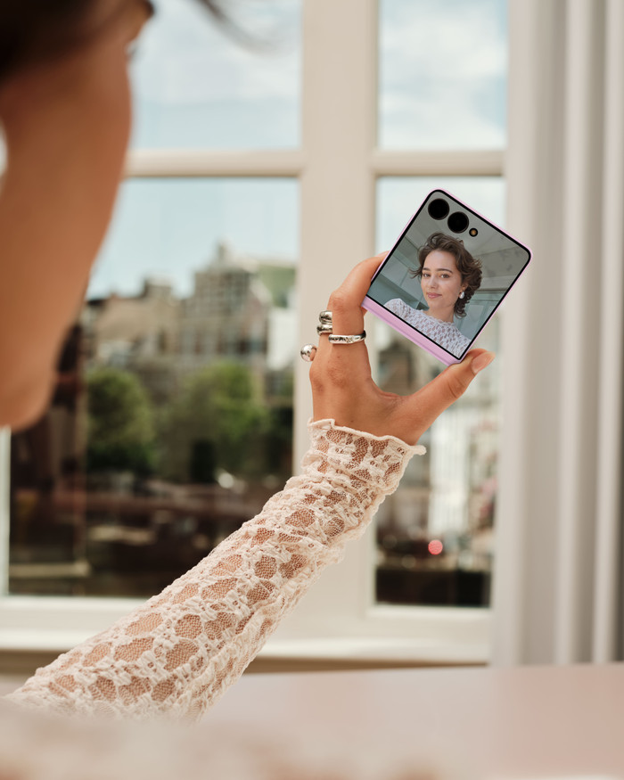 Samsung Galaxy Z Flip 8 256GB Zwart 5G null