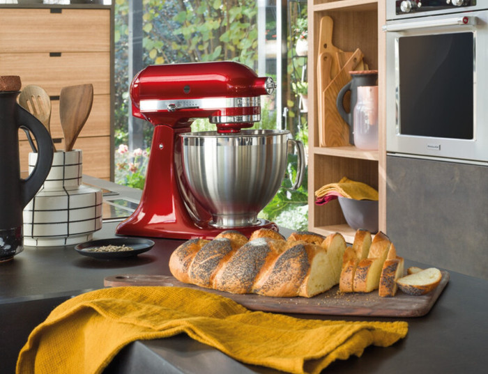 KitchenAid 5KSM185PSECA Appelrood product in gebruik