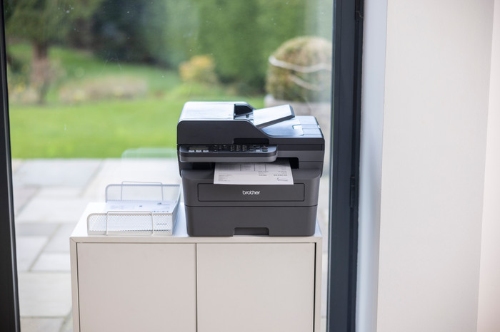 Brother MFC-L2800DW produit à l'usage