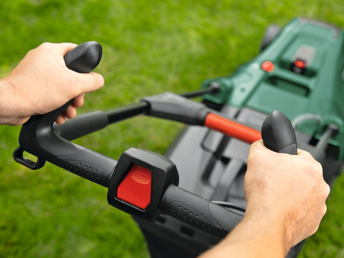 Bosch AdvancedRotak 36V-40-650 incl. 4,0 Ah Accu + AdvancedGrassCut 36V-33 (zonder accu) product in gebruik