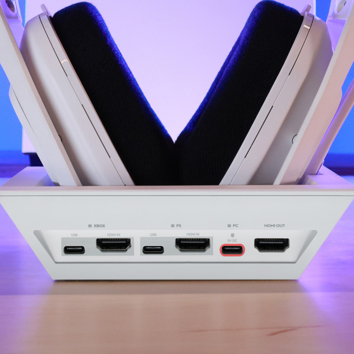 Logitech G Astro A50 X Wireless PC/Xbox/PlayStation Gaming Headset - White detail