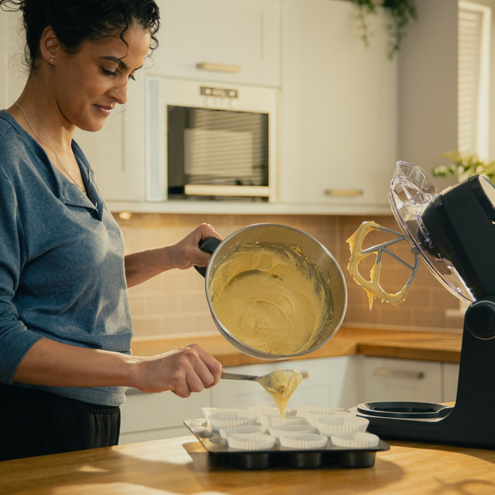 Kenwood Multitasker KHC30.050GY product in gebruik