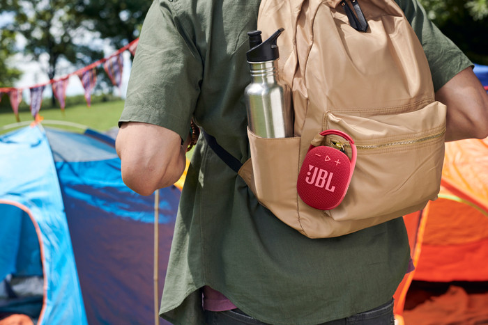 JBL Clip 5 Red product in use
