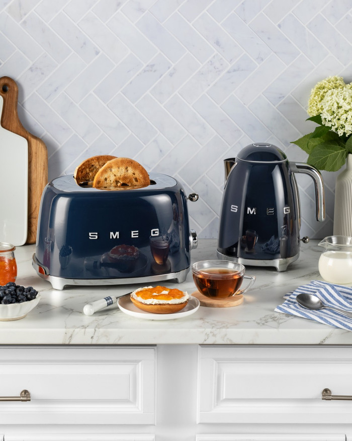 SMEG KLF03NBEU Navy Blue produit à l'usage