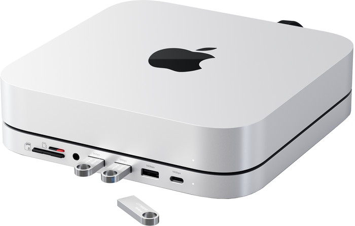 Satechi Aluminum Mac Mini/Mac Studio Stand Hub Silver with SSD Slot product in use