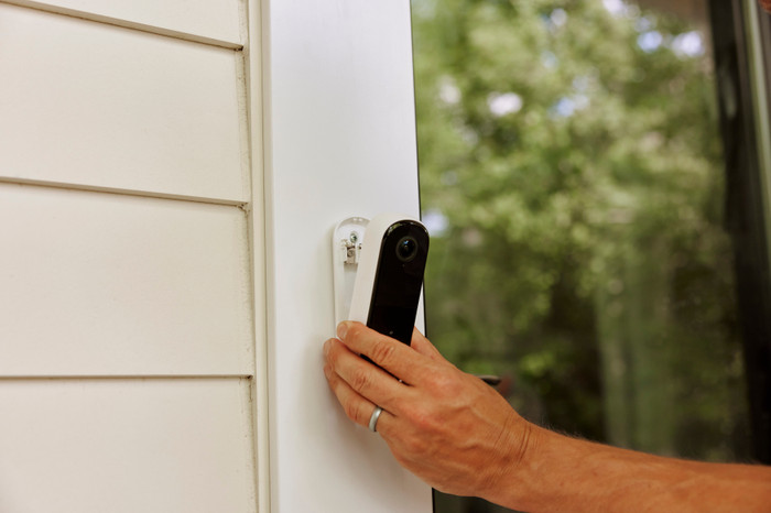 Arlo 2K Wireless Video Doorbell visual supplier