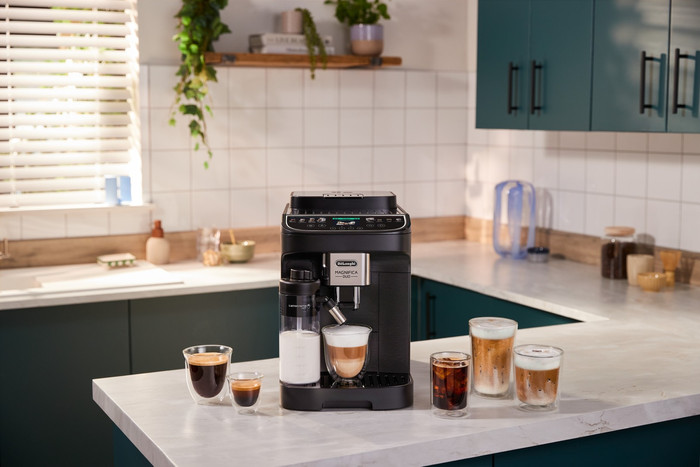 De'Longhi Magnifica Duo ECAM330.80.BXB product in gebruik
