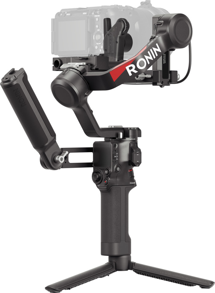 DJI RS 4 Combo product in use