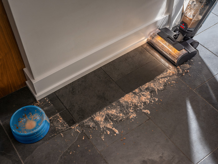 Bissell CrossWave HydroScrub Pro product in gebruik