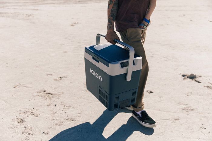 Igloo IH45 product in use