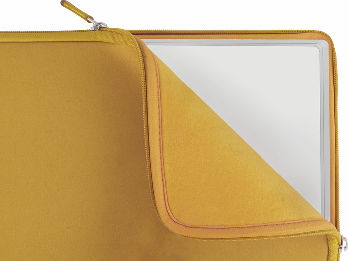 BlueBuilt Housse pour PC Portables pour Apple MacBook Air 13 Pouces Jaune intérieur