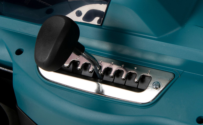 Makita DLM330SM incl. 4,0 Ah Accu + Makita DUR181Z (zonder accu) + Makita BL1850B LXT 18V 5,0 Ah accu detail